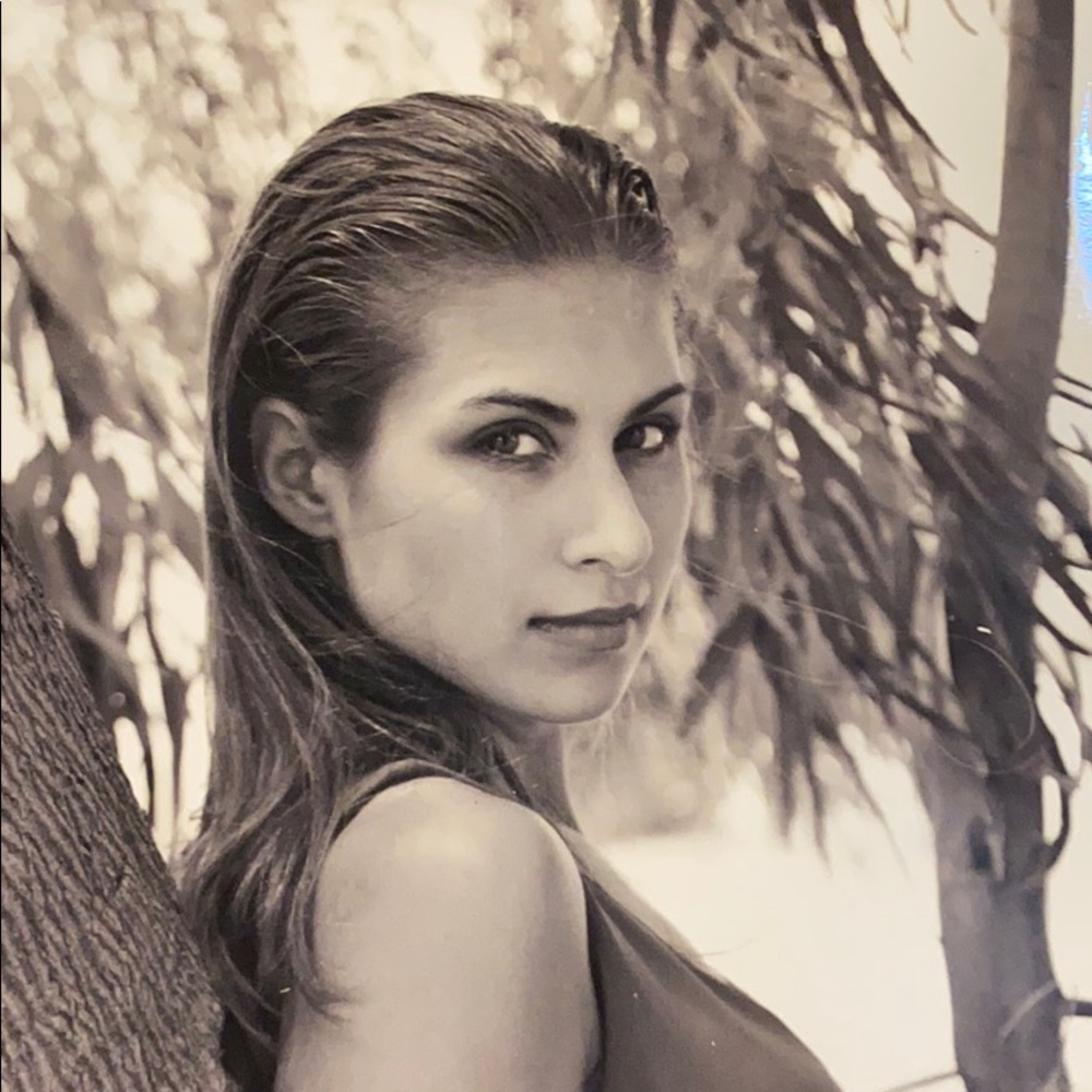 Meet your Posher, Elizabeth